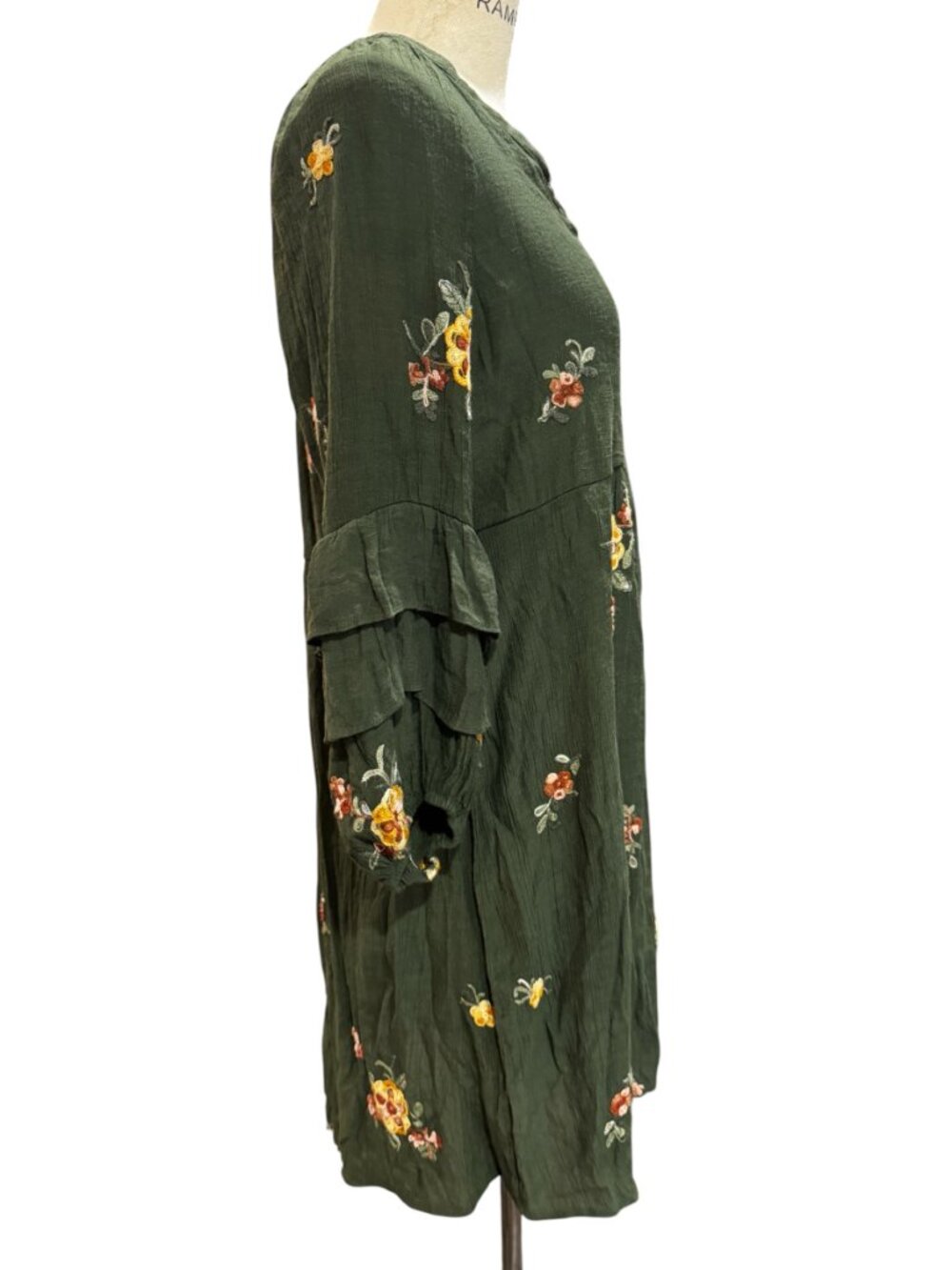 Fig & Flower Embroidered Boho Midi Dress Green Floral Ruffle Sleeve Large - Picture 5 of 7